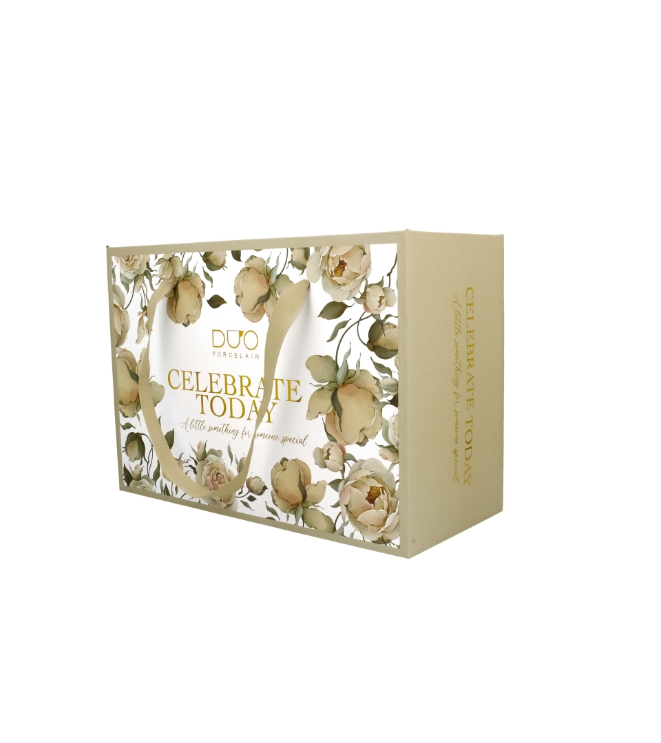 2 filiżanki royal ze spodkami ENGLISH ROSES WHITE